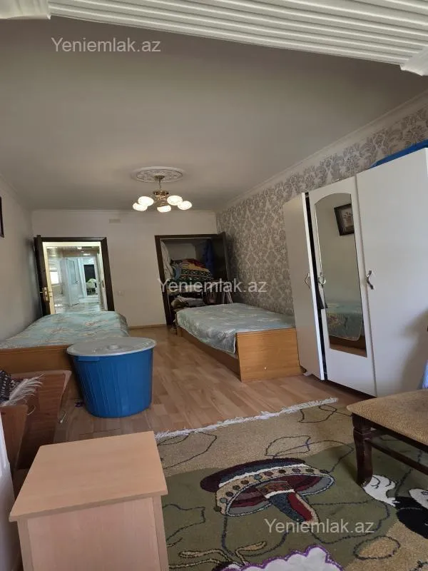 Satılır 5 otaqlı köhnə tikili 110 m²