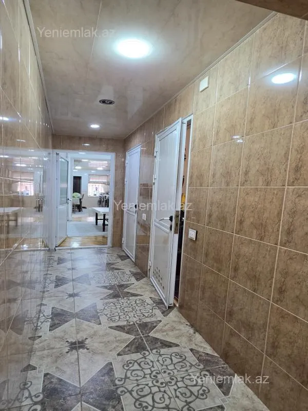 Satılır 5 otaqlı köhnə tikili 110 m²