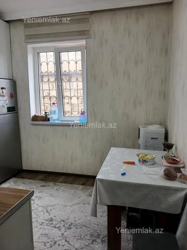 Satılır 4 otaqlı həyət evi 101 m²