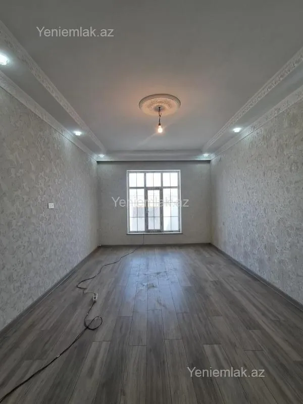 Satılır 4 otaqlı həyət evi 135 m²