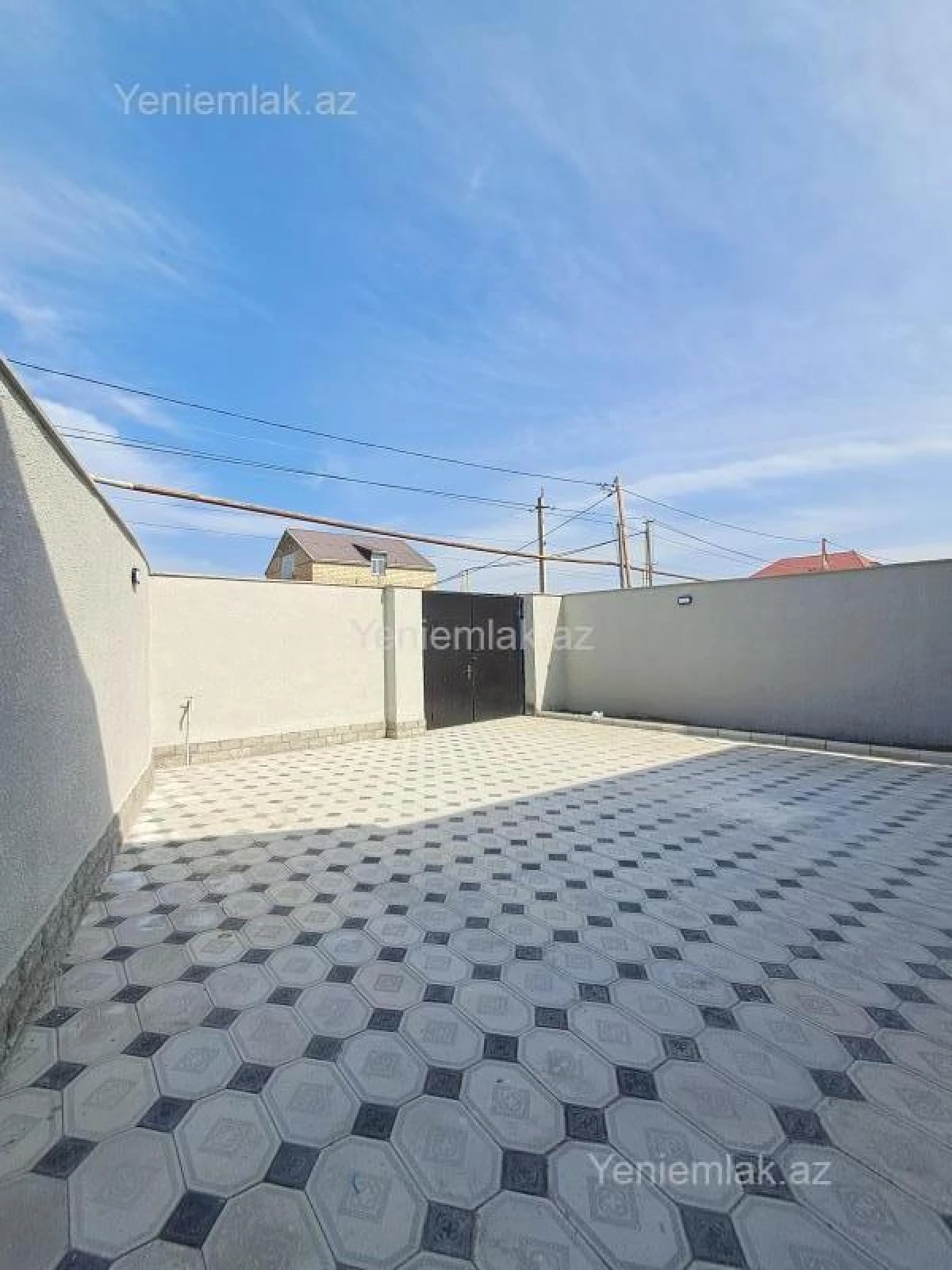 Satılır 4 otaqlı həyət evi 135 m²