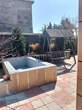 Satılır 4 otaqlı həyət evi 130 m²