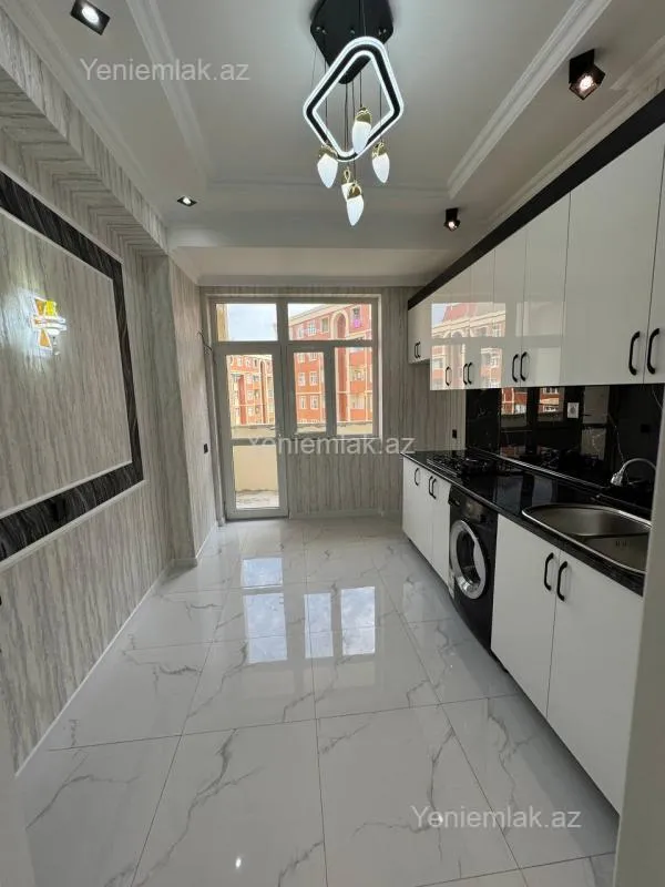 Satılır 3 otaqlı yeni tikili 90 m²