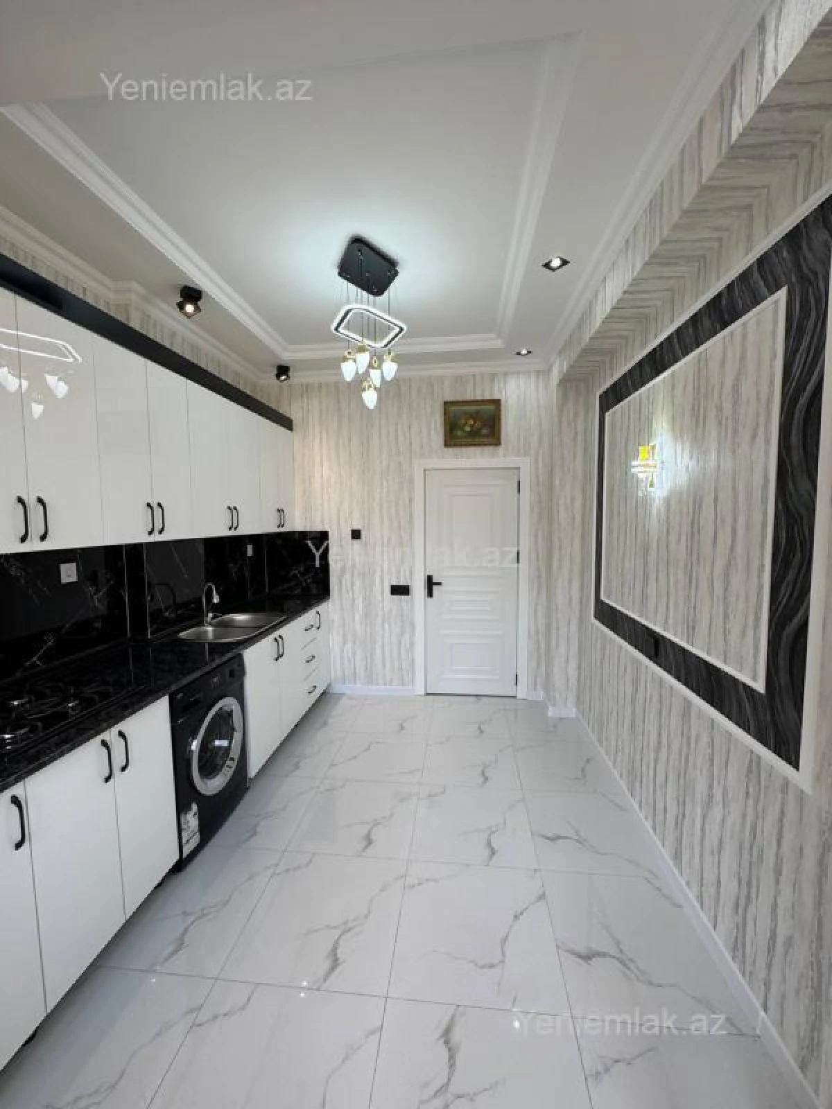 Satılır 3 otaqlı yeni tikili 90 m²