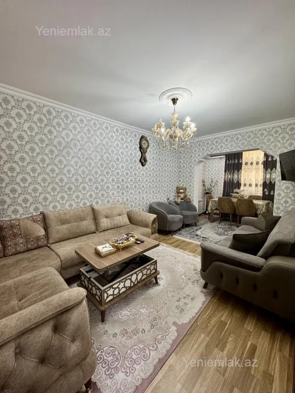 Satılır 3 otaqlı köhnə tikili 85 m²