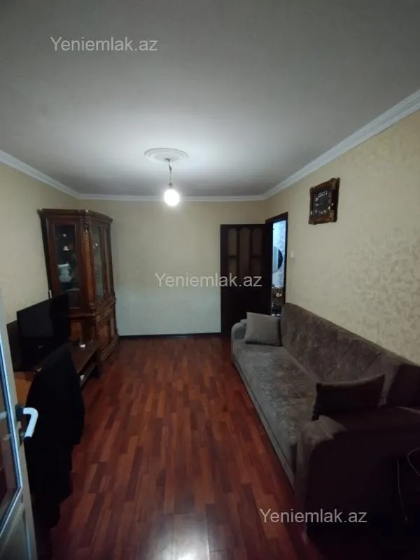 Satılır 2 otaqlı köhnə tikili 48 m²