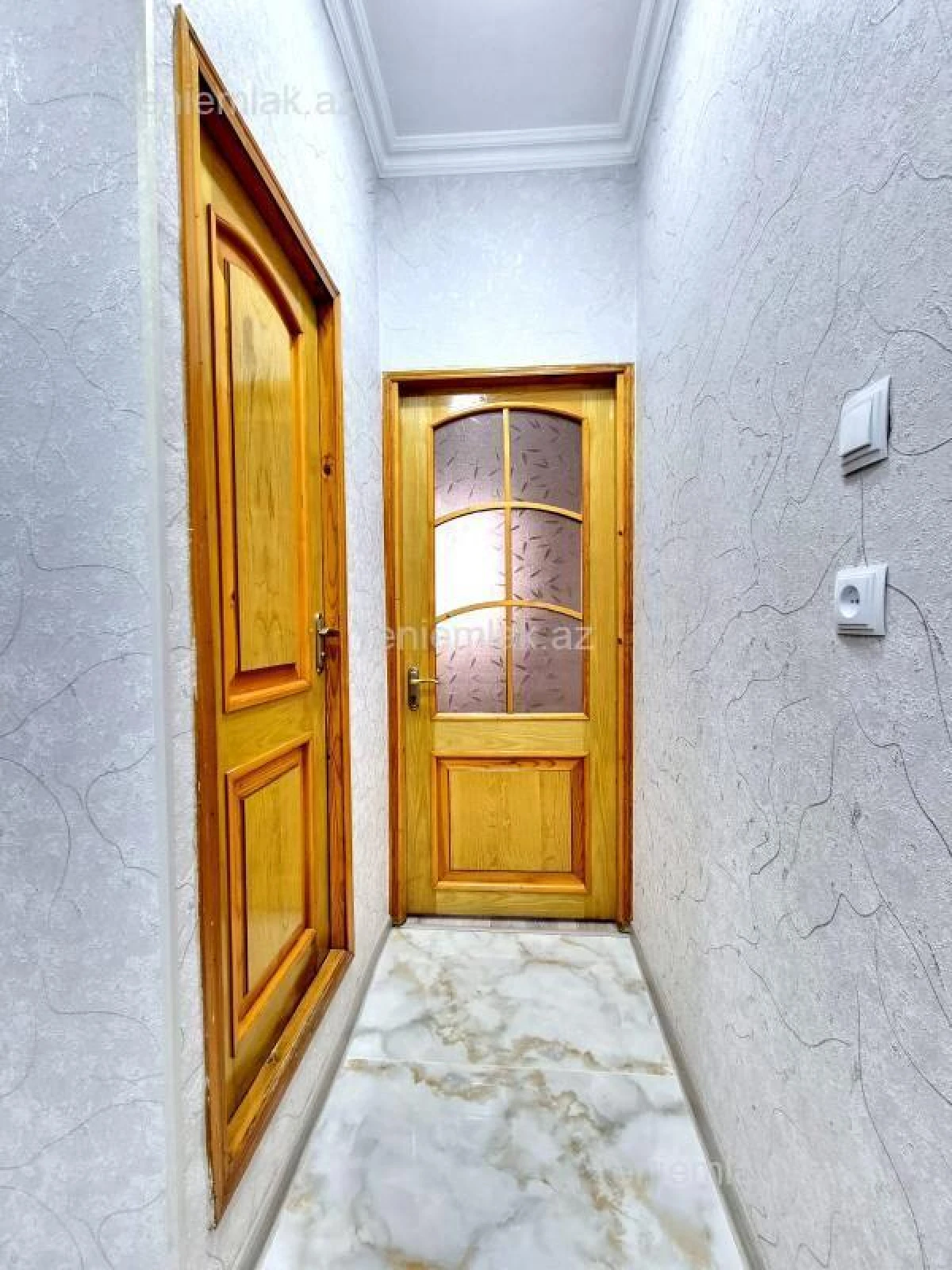 Satılır 2 otaqlı köhnə tikili 40 m²