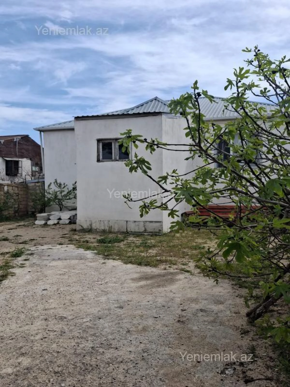 Satılır 3 otaqlı həyət evi 105 m²