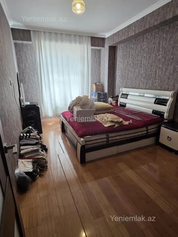 Satılır 3 otaqlı yeni tikili 90 m²
