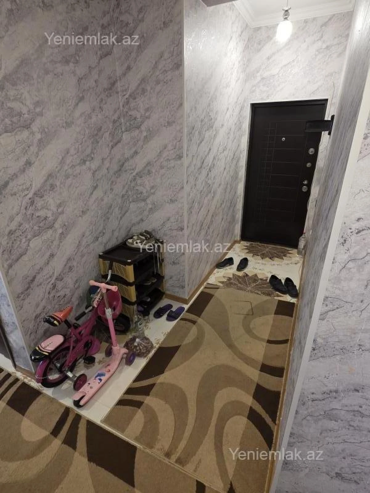 Satılır 3 otaqlı yeni tikili 90 m²