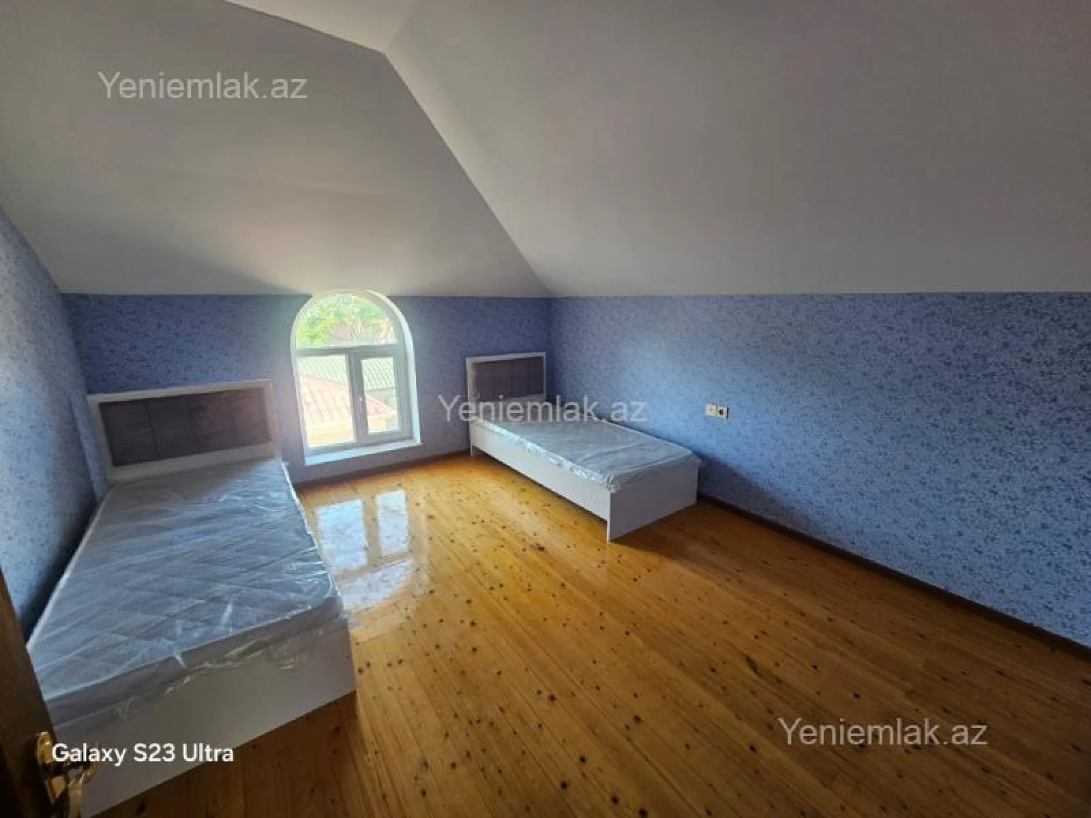 Satılır 5 otaqlı həyət evi 160 m²