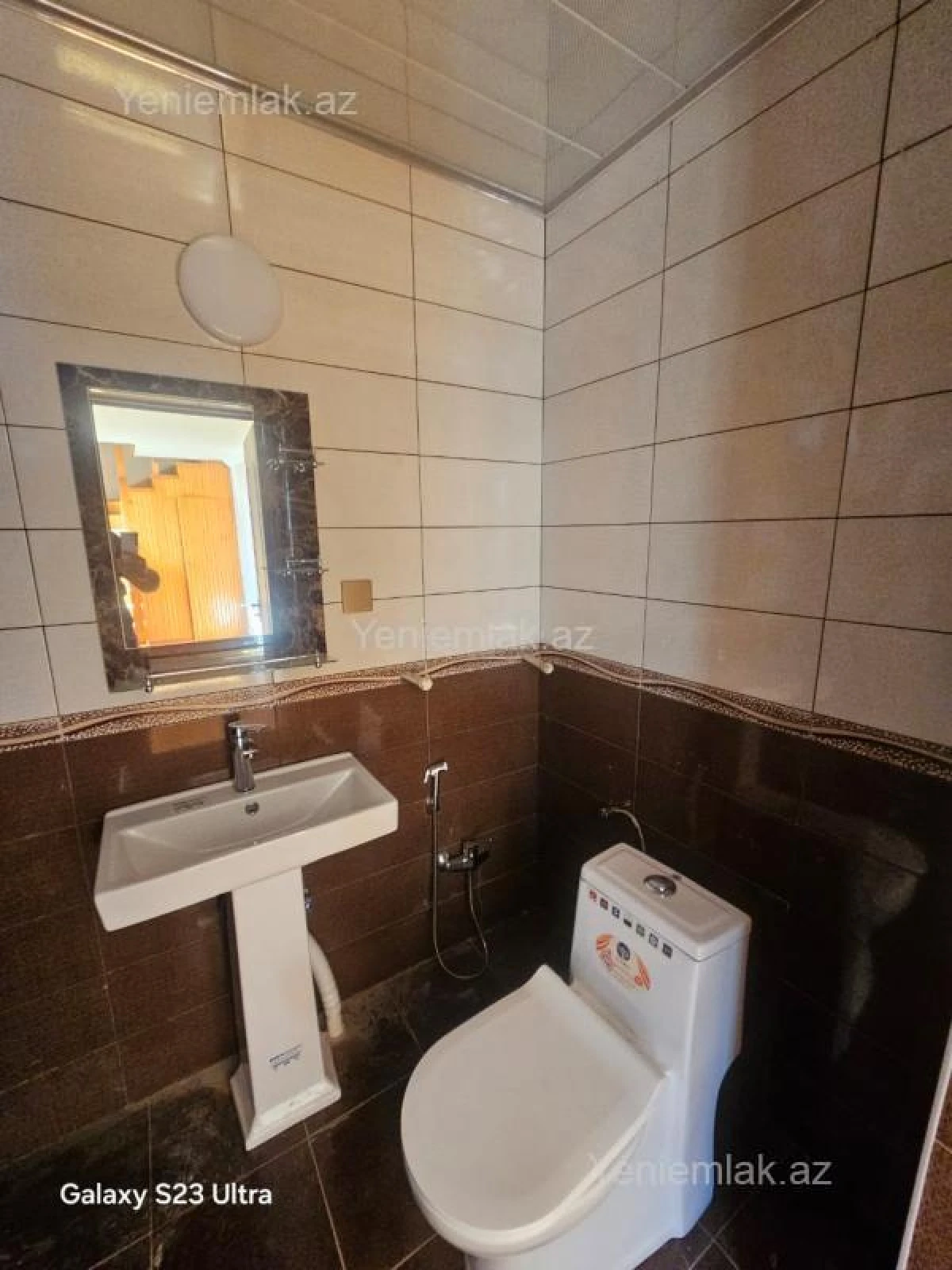 Satılır 5 otaqlı həyət evi 160 m²