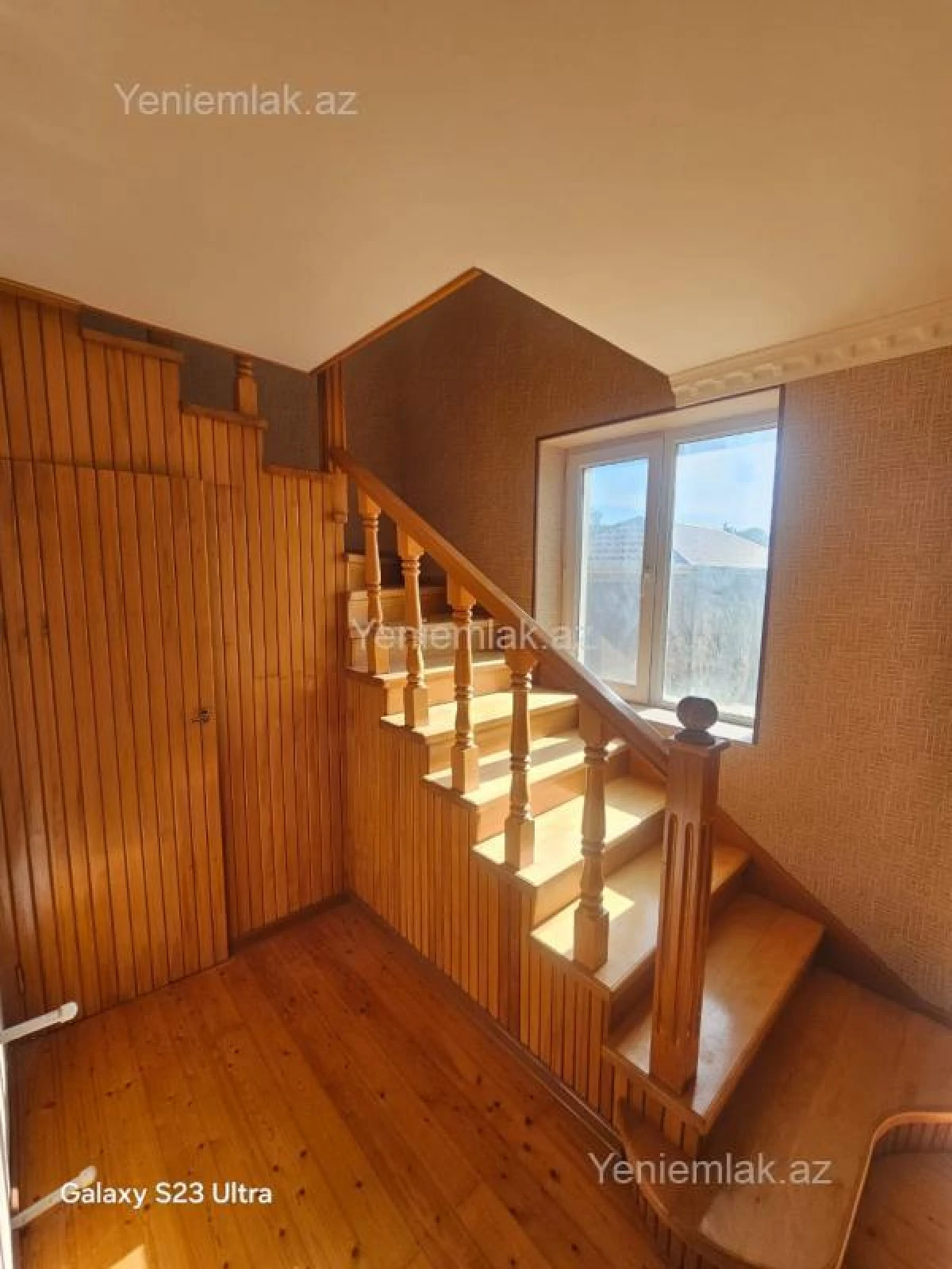 Satılır 5 otaqlı həyət evi 160 m²