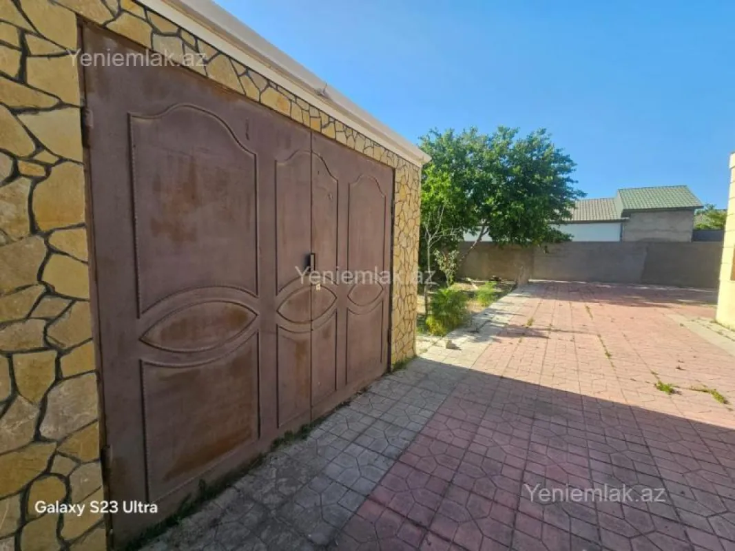 Satılır 5 otaqlı həyət evi 160 m²
