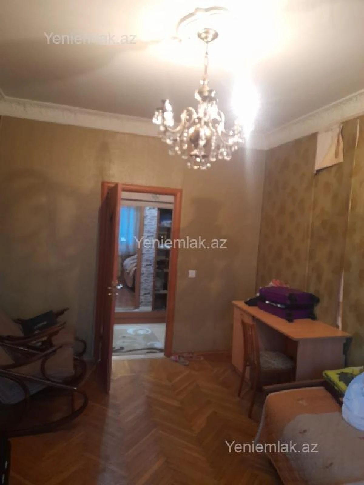 Satılır 3 otaqlı köhnə tikili 80 m²