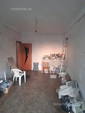 Satılır 3 otaqlı köhnə tikili 80 m²