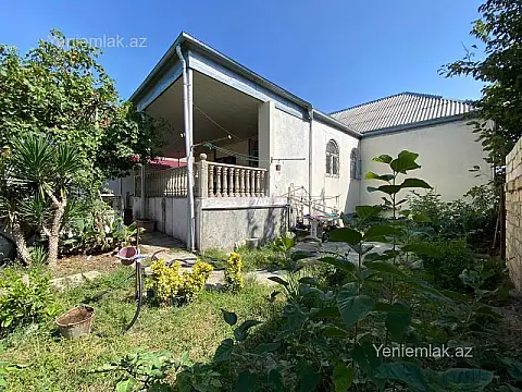 Satılır 5 otaqlı həyət evi 100 m²