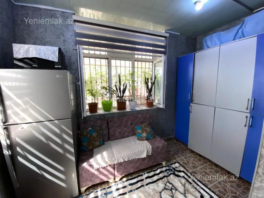 Satılır 5 otaqlı həyət evi 100 m²