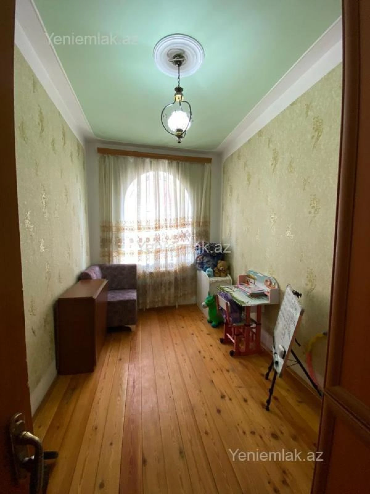 Satılır 5 otaqlı həyət evi 100 m²