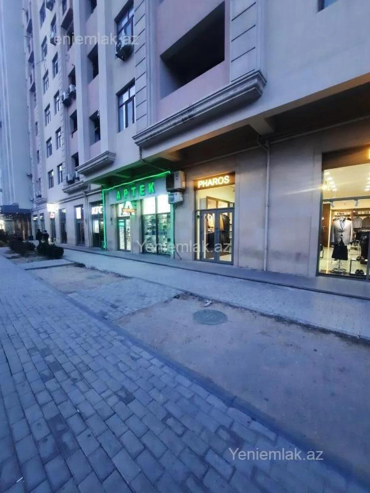 Satılır 3 otaqlı yeni tikili 105 m²