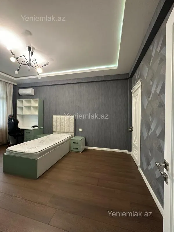 Satılır 3 otaqlı yeni tikili 105 m²
