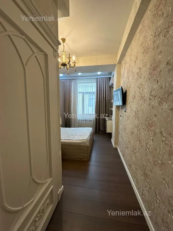 Satılır 3 otaqlı yeni tikili 105 m²