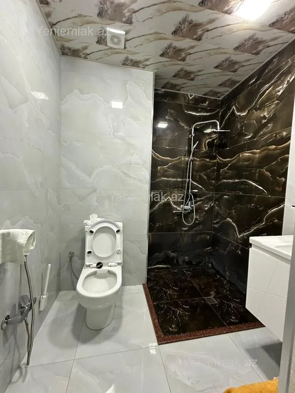 Satılır 3 otaqlı yeni tikili 68 m²