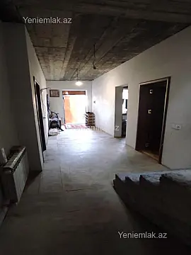 Satılır 6 otaqlı həyət evi 200 m²