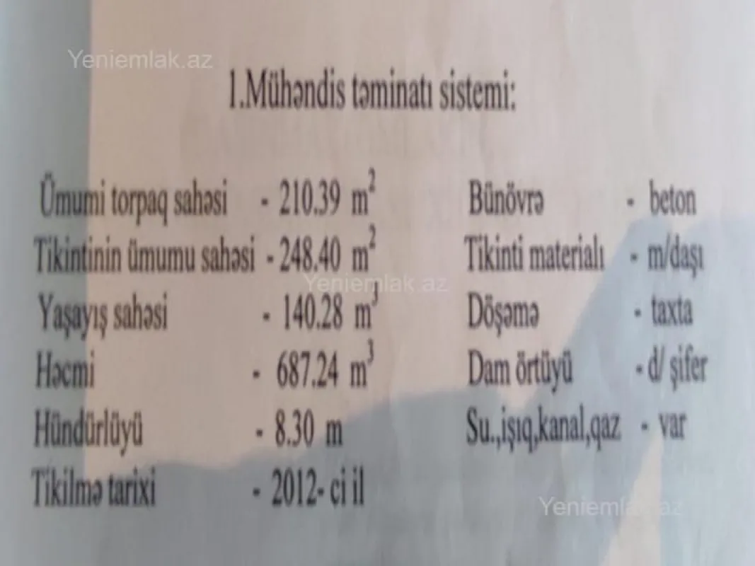 Satılır 6 otaqlı həyət evi 200 m²