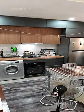 Satılır 6 otaqlı həyət evi 200 m²