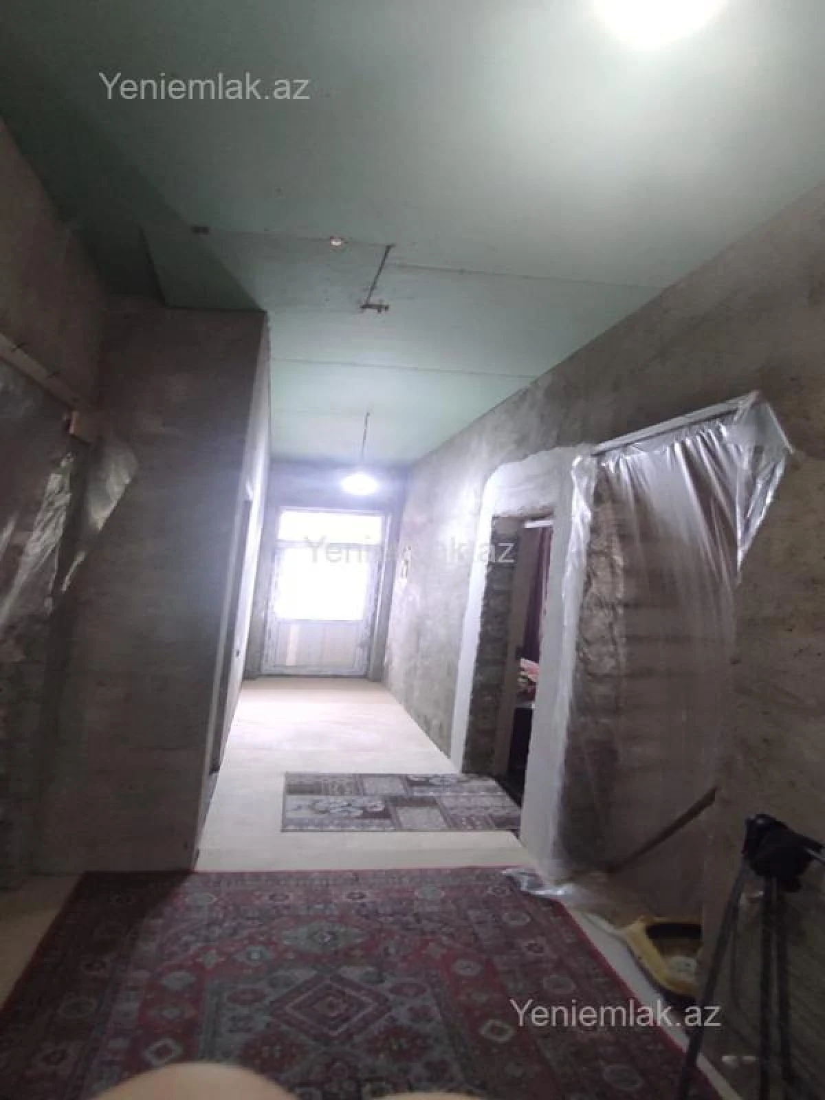 Satılır 6 otaqlı həyət evi 200 m²