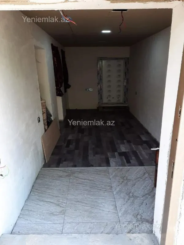 Satılır 6 otaqlı həyət evi 200 m²