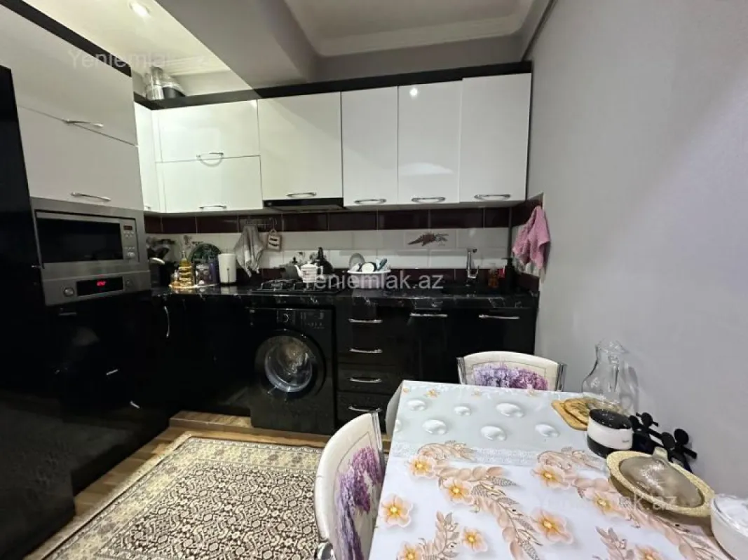 Satılır 3 otaqlı yeni tikili 94 m²