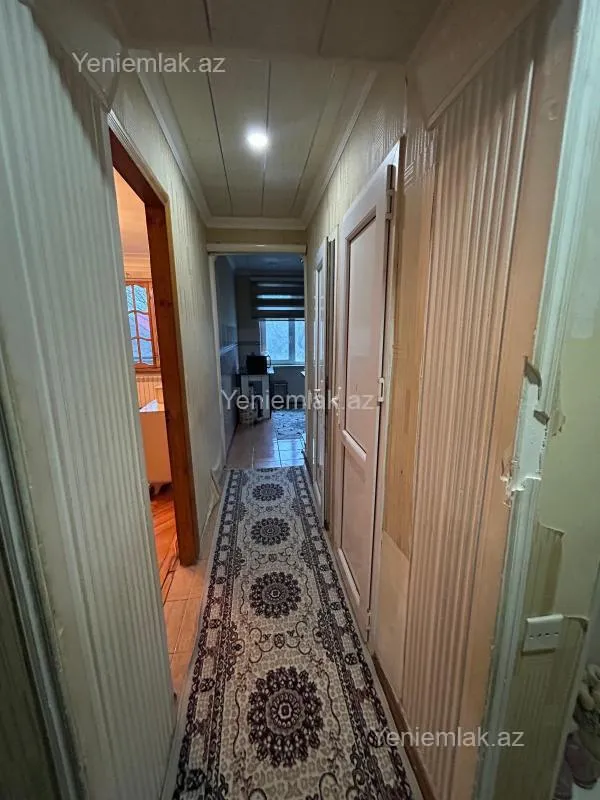 Satılır 3 otaqlı köhnə tikili 75 m²