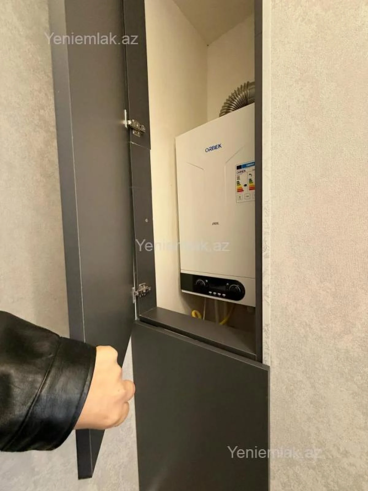 Satılır 3 otaqlı köhnə tikili 80 m²