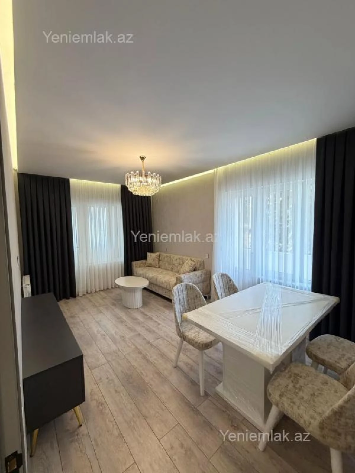 Satılır 3 otaqlı köhnə tikili 80 m²