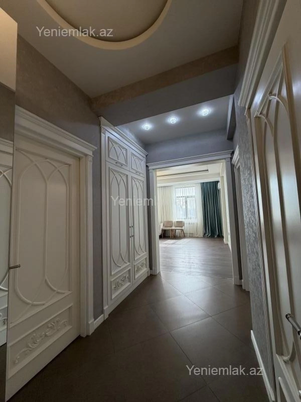 Satılır 3 otaqlı yeni tikili 105 m²