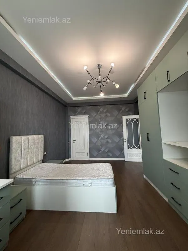 Satılır 3 otaqlı yeni tikili 105 m²