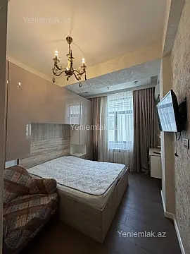 Satılır 3 otaqlı yeni tikili 105 m²