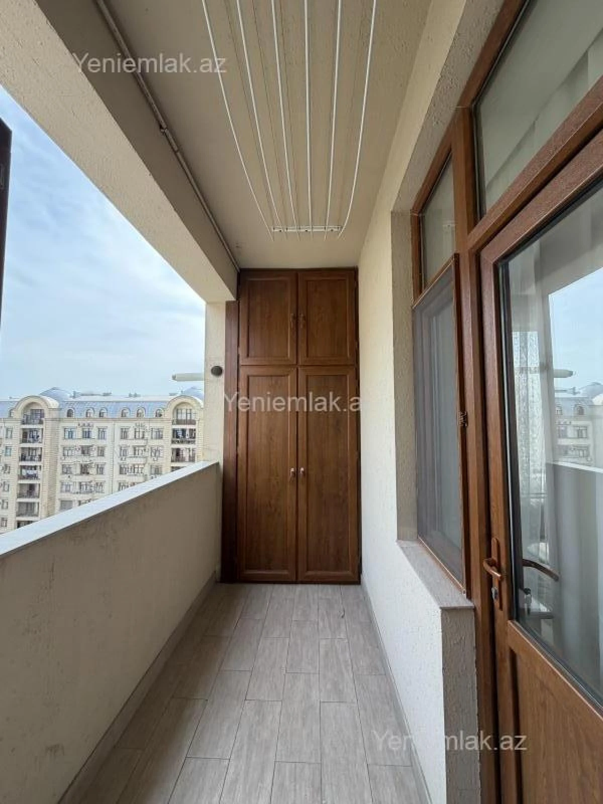 Satılır 3 otaqlı yeni tikili 105 m²
