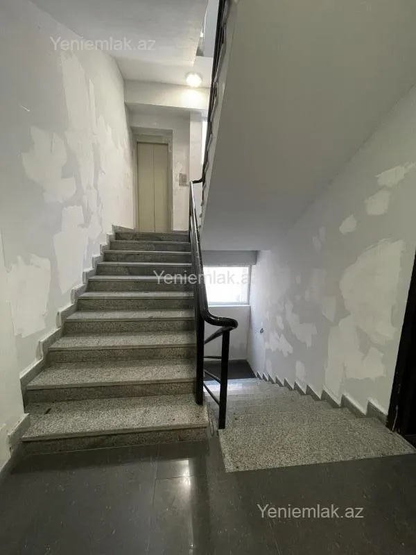 Satılır 1 otaqlı yeni tikili 40 m²