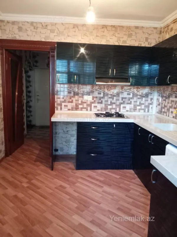 Satılır 2 otaqlı köhnə tikili 54 m²