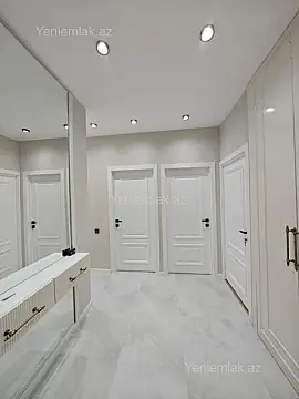 Satılır 4 otaqlı köhnə tikili 100 m²