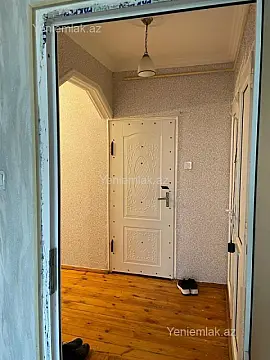 Satılır 2 otaqlı köhnə tikili 55 m²