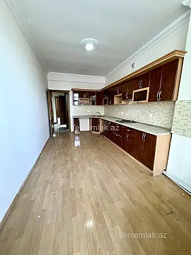 Satılır 3 otaqlı yeni tikili 130 m²