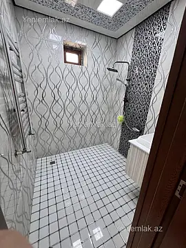 Satılır 6 otaqlı həyət evi 220 m²