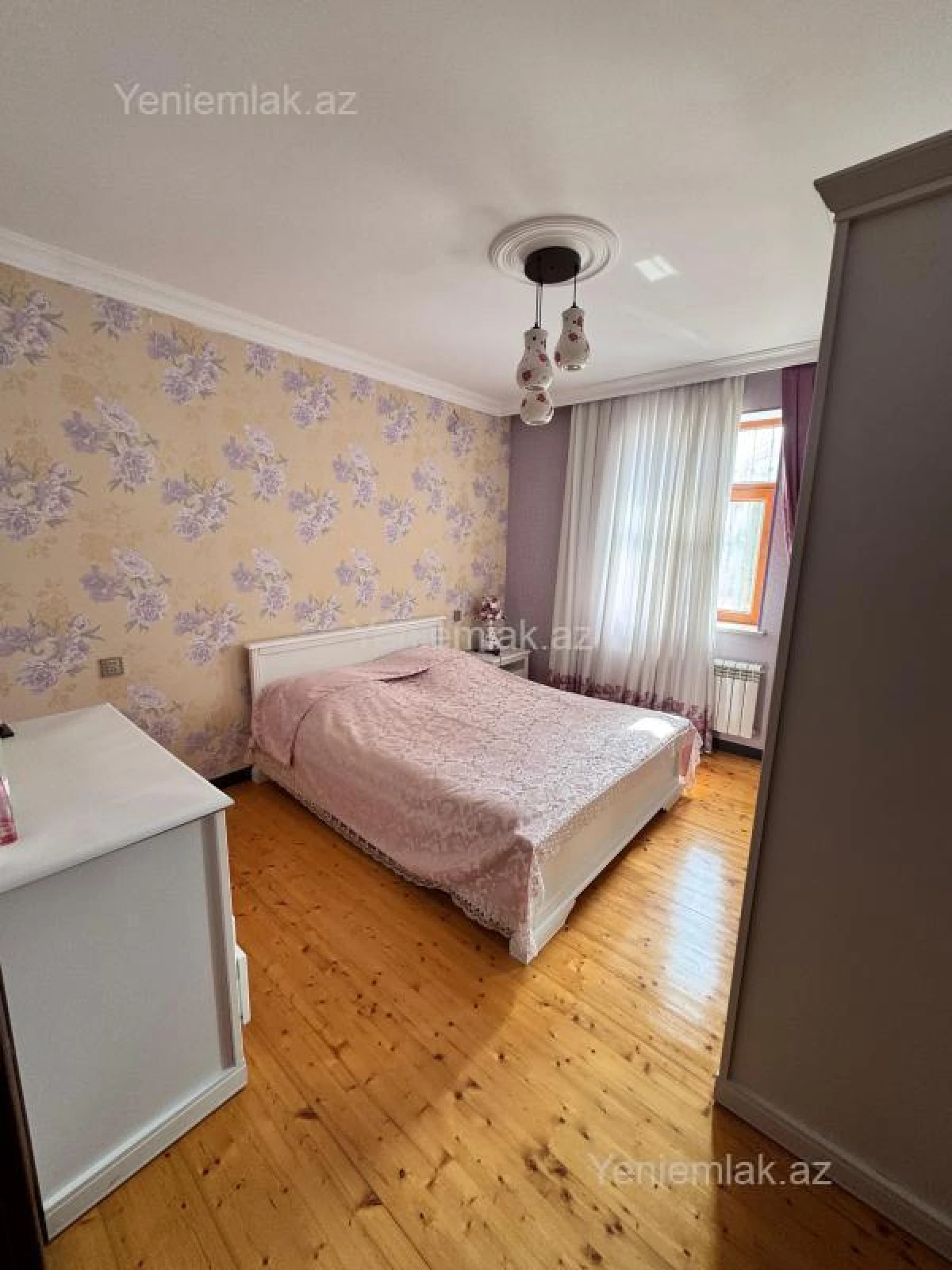 Satılır 6 otaqlı həyət evi 220 m²