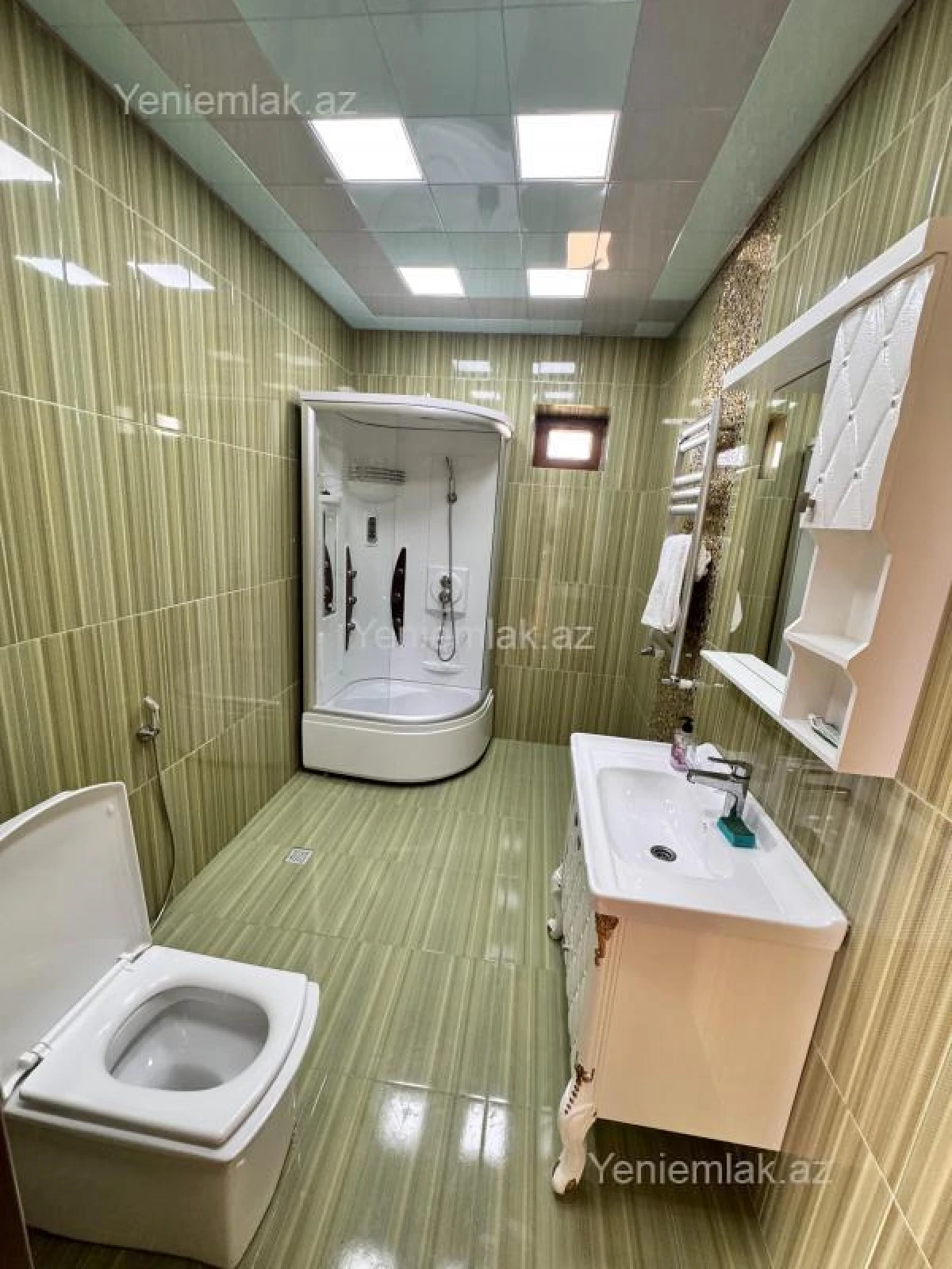 Satılır 6 otaqlı həyət evi 220 m²