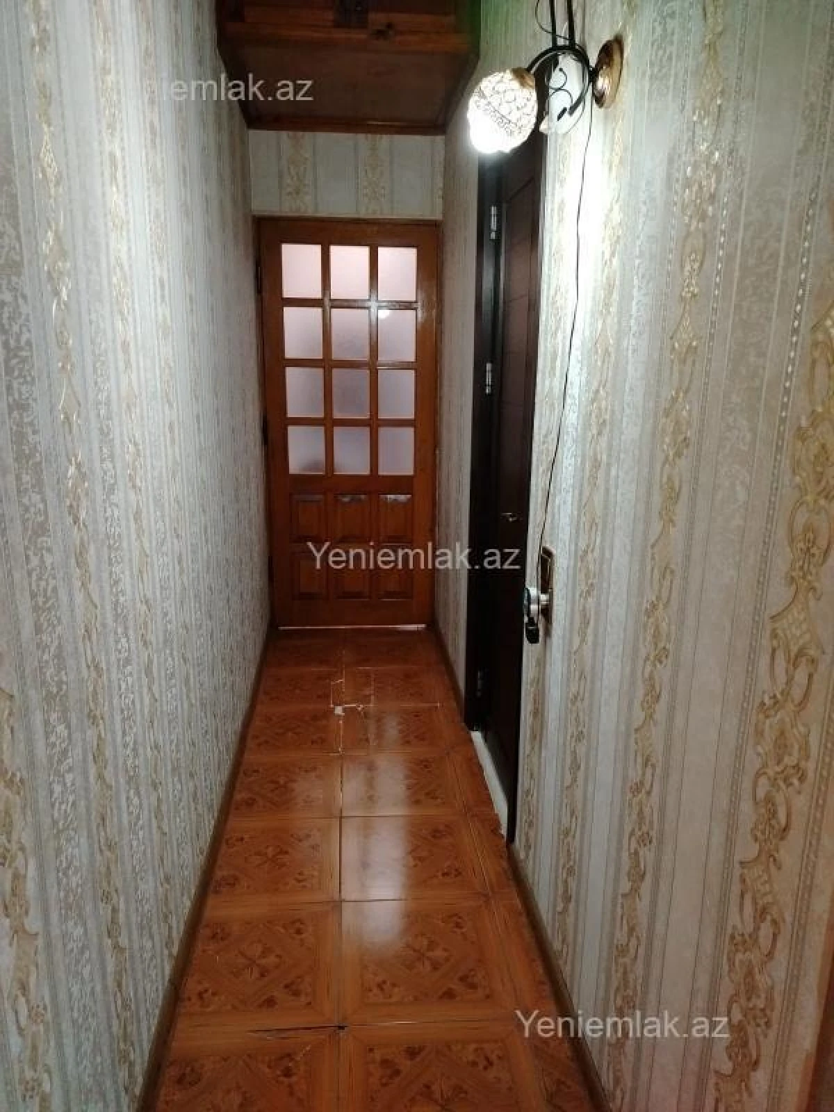 Satılır 3 otaqlı köhnə tikili 85 m²