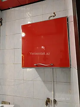 Satılır 3 otaqlı köhnə tikili 85 m²